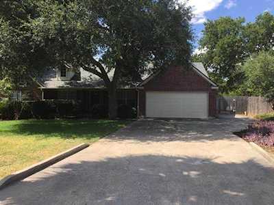 2808 Pin Clover Cor Pflugerville, TX 78660