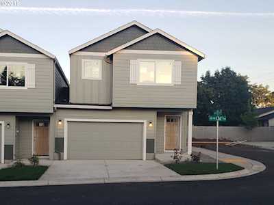 7416 NE 136th Ave Vancouver, WA 98682