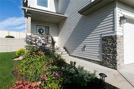 753 Fairways Green NW Airdrie, AB T4B 3E6
