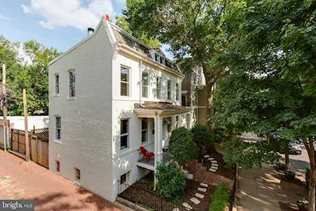 209 11th St NE Washington, DC 20002