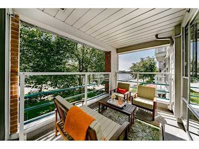 1990 S E Kent Avenue #213 Vancouver, BC V5P 4X5