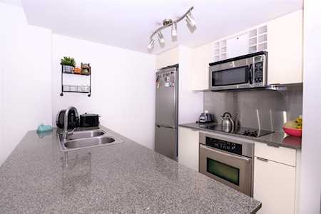 233 Robson Street #1801 Vancouver, BC V6B 0E8