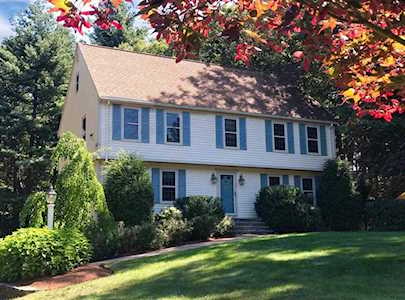 12 Chickadee Drive Norfolk, MA 02056