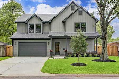 1922 Gardenia Dr Houston, TX 77018