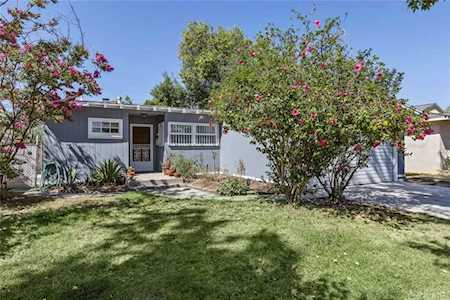 12247 Hartland Street North Hollywood, CA 91605