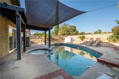 27558 Cherry Creek Drive Valencia, CA 91354