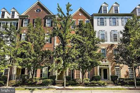 635 Whetstone Glen St Gaithersburg, MD 20877