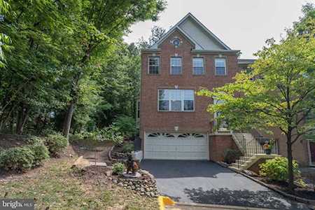 4026 Rosemeade Dr Fairfax, VA 22033