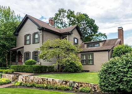 276 Dale Street Waltham, MA 02451