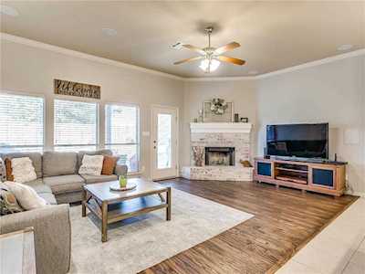1616 Salado Trail Weatherford, TX 76087