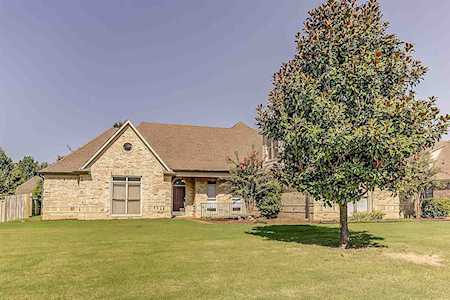 4529 Guinevere Ln Bartlett, TN 38135