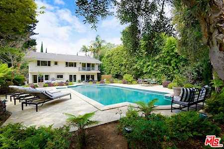 408 S Bundy Drive Los Angeles, CA 90049