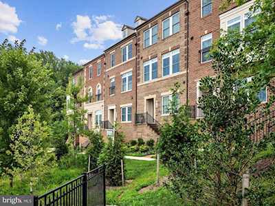 422 Hydrangea Place Gaithersburg, MD 20878