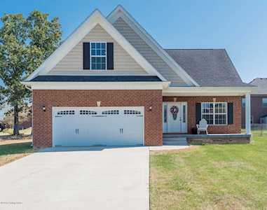 135 Legacy Ct Mt Washington, KY 40047