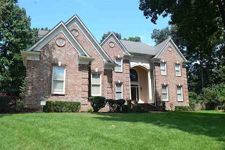 946 Oakmont Ridge Cv Collierville, TN 38017