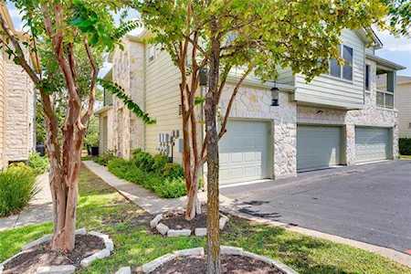 7501 Shadowridge Run #147 Austin, TX 78749