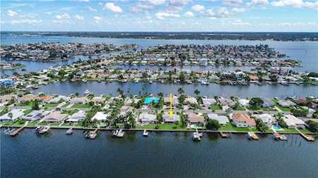 11240 E 4Th Street Treasure Island, FL 33706