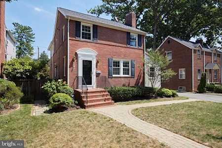 129 Oakland St Arlington, VA 22203