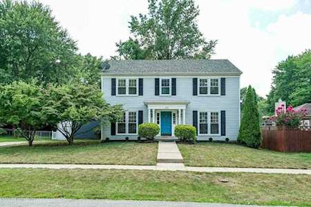 9102 Thelma Ln Louisville, KY 40220