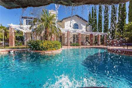 22255 Rolling Hills Lane Yorba Linda, CA 92887
