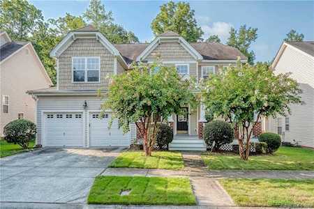 12239 Fullerton Ct Charlotte, NC 28214