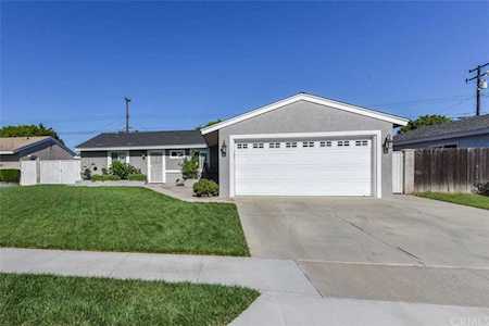 10242 Aurelia Ave Cypress, CA 90630
