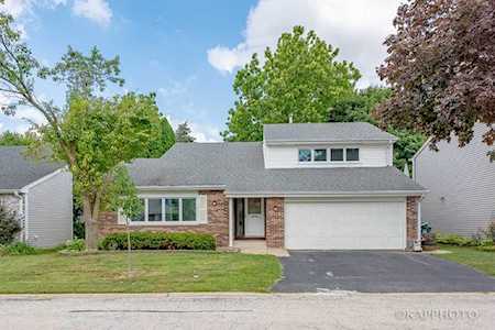 111 Norwood Ct Rolling Meadows, IL 60008
