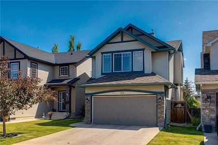 101 New Brighton Circle SE Calgary, AB T2Z 4B3