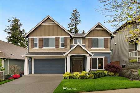 3707 Highlands Blvd Puyallup, WA 98372