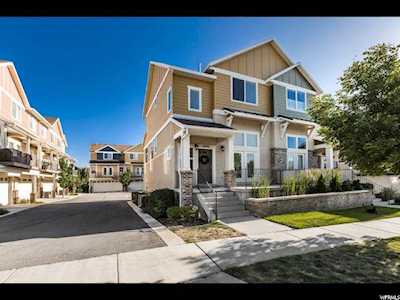 1096 E Quarry Park S Dr Sandy, UT 84094