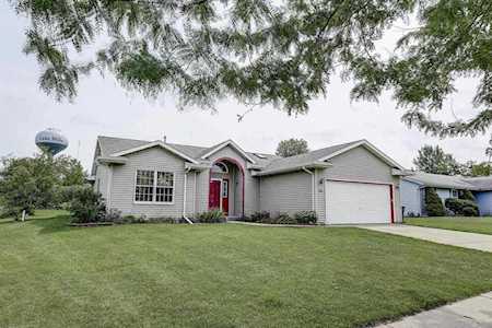 246 Crestview Ln Lake Mills, WI 53551