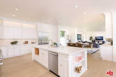 12509 W Sunset Boulevard Los Angeles, CA 90049