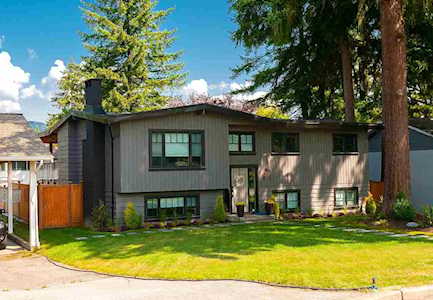 1523 Milford Avenue Coquitlam, BC V3J 2V9
