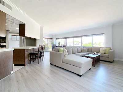 1323 N Spurgeon Street #3A Santa Ana, CA 92701