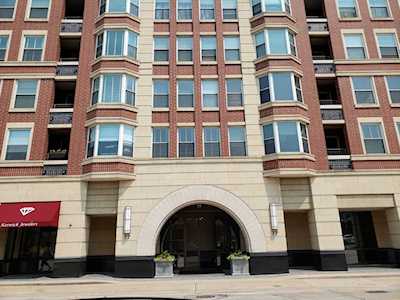 77 S Evergreen Ave #307 Arlington Heights, IL 60005