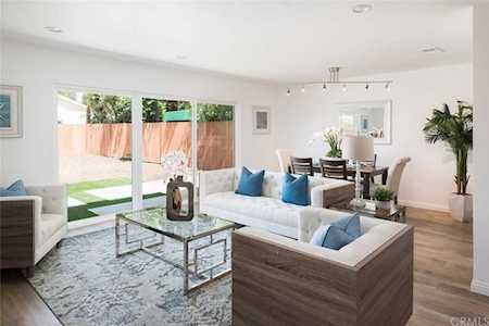 2618 Laird Street Santa Ana, CA 92706