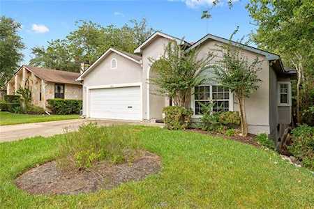 3910 Capistrano Trl Austin, TX 78739