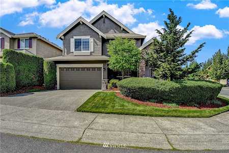1305 270th Wy SE Sammamish, WA 98075