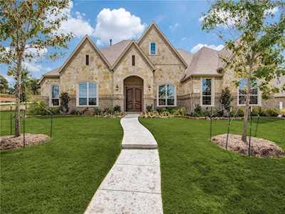 817 Secretariat Trail Keller, TX 76248