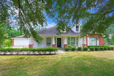 17119 Running Cypress Dr Cypress, TX 77429