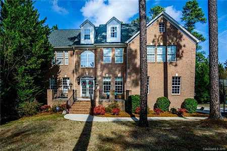 2102 Peninsula Dr Lake Wylie, SC 29710