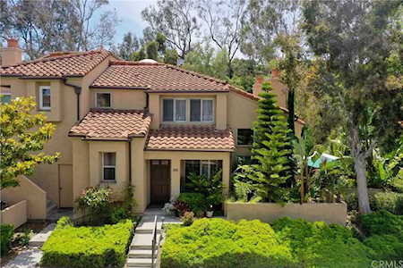 95 Corsica Drive Newport Beach, CA 92660