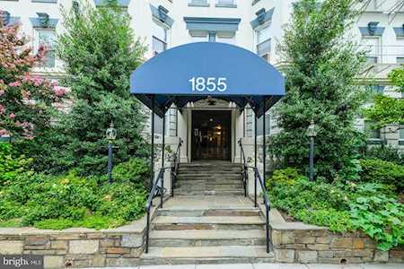 1855 Calvert St NW #104 Washington, DC 20009
