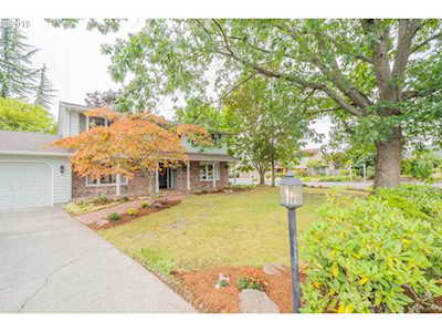8217 NW 13th Ct Vancouver, WA 98665