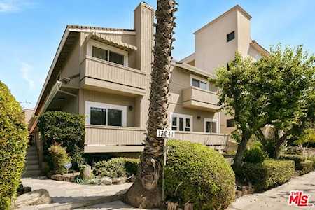 13041 Moorpark Street #2 Studio City, CA 91604
