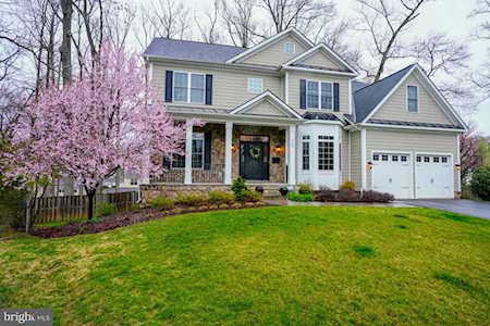 908 Symphony Circle SW Vienna, VA 22180