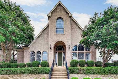 9117 Nob Hill Drive North Richland Hills, TX 76182