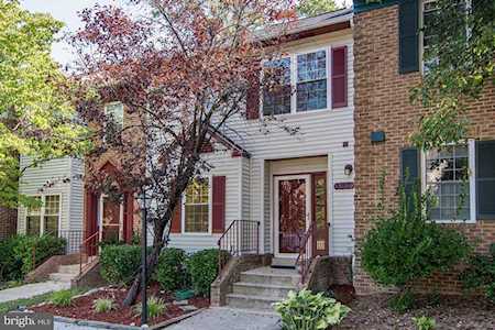 5921 High Meadow Rd Alexandria, VA 22310