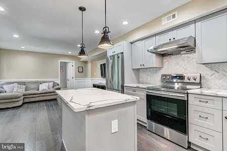 2204 Washington Ave #W-102 Silver Spring, MD 20910