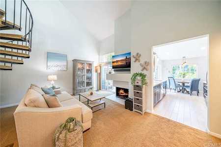 8181 Cape Hope Circle #204 Huntington Beach, CA 92646